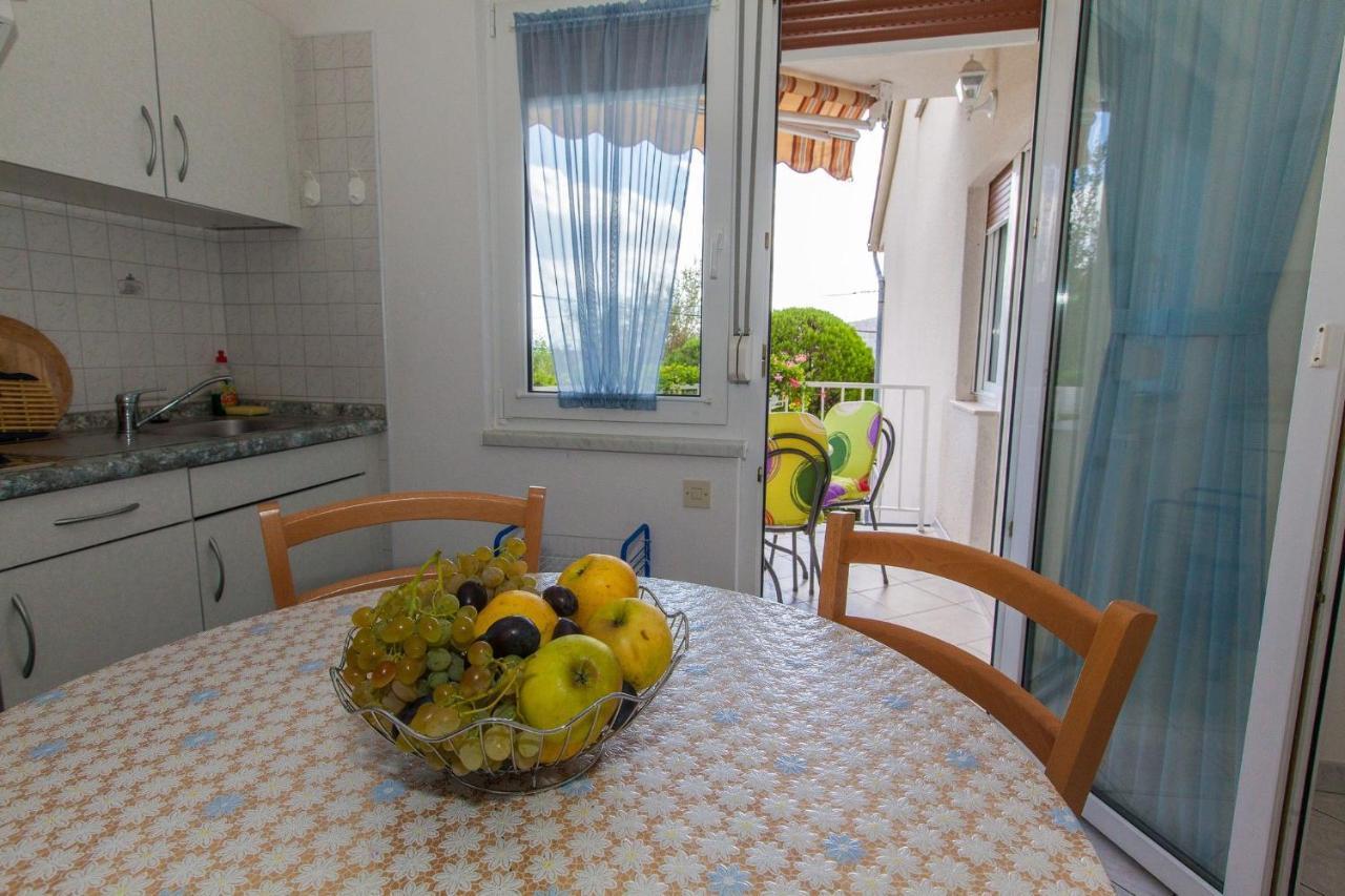Apartment Karla Bribir  Bagian luar foto