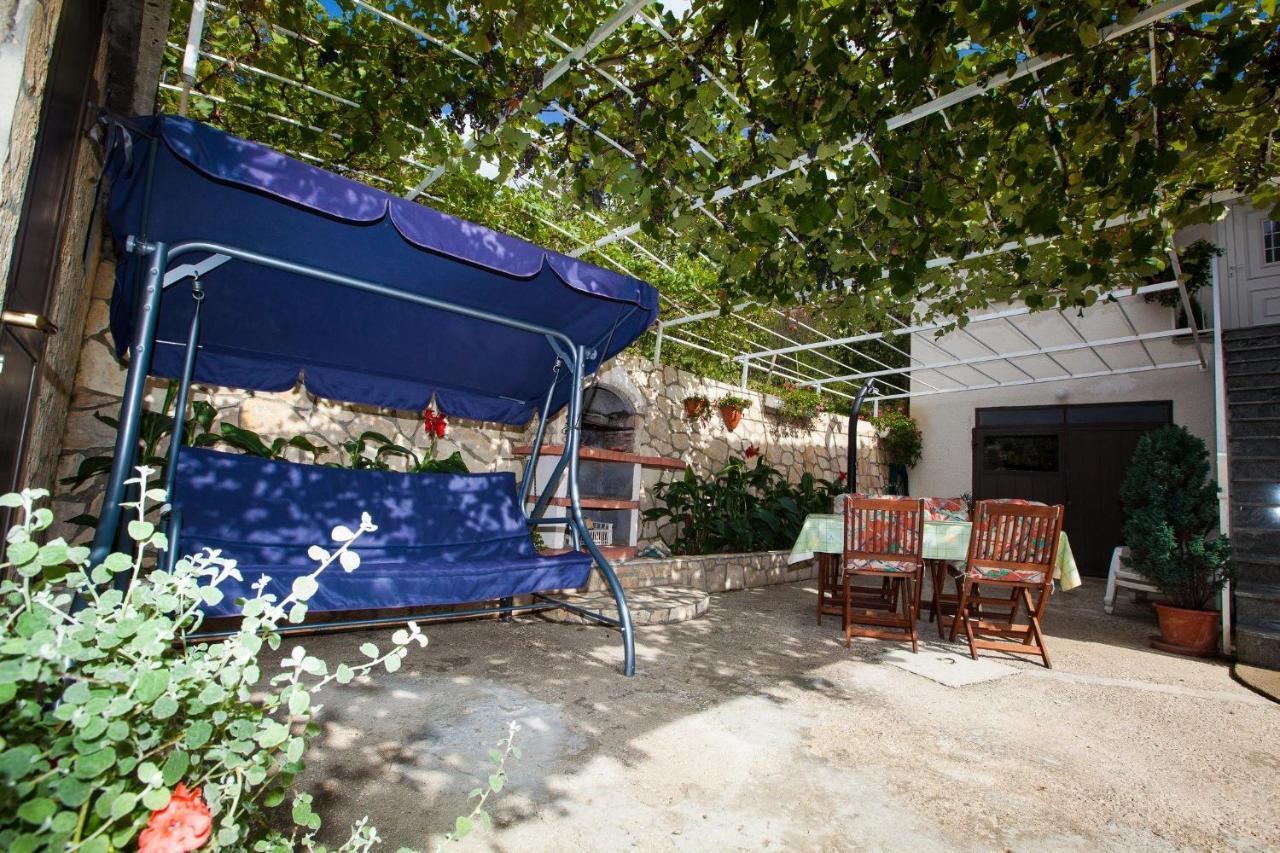 Apartment Karla Bribir  Bagian luar foto