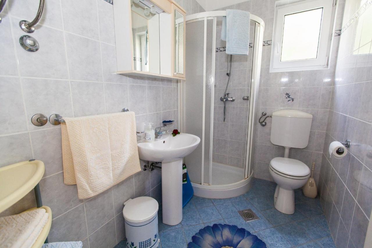 Apartment Karla Bribir  Bagian luar foto