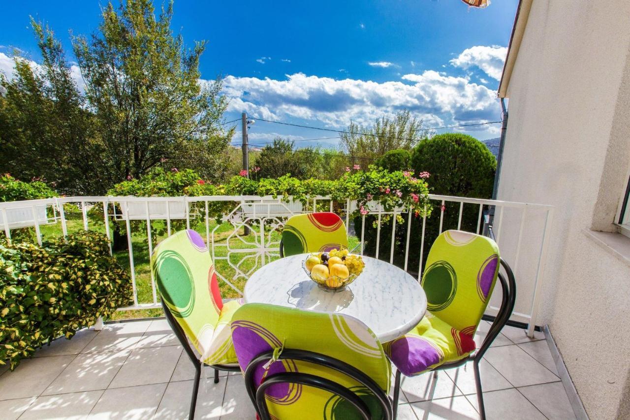Apartment Karla Bribir  Bagian luar foto